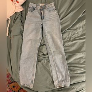 Abercrombie & Fitch the 90s straight ultra high rise Jeans